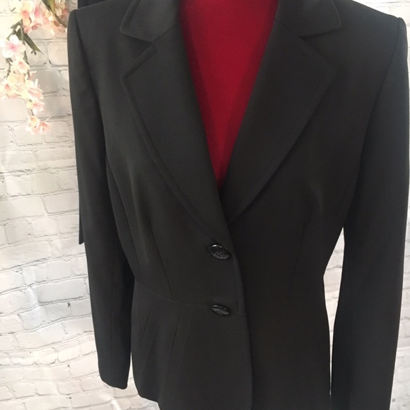 Tahari two-piece, black suit, Size 10 - Picture 2 of 5